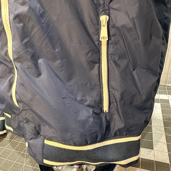 Bossini Two-Tone Tan and Navy Men's Windbreaker Rain Jacket Preppy Zippered - Picture 4 of 6